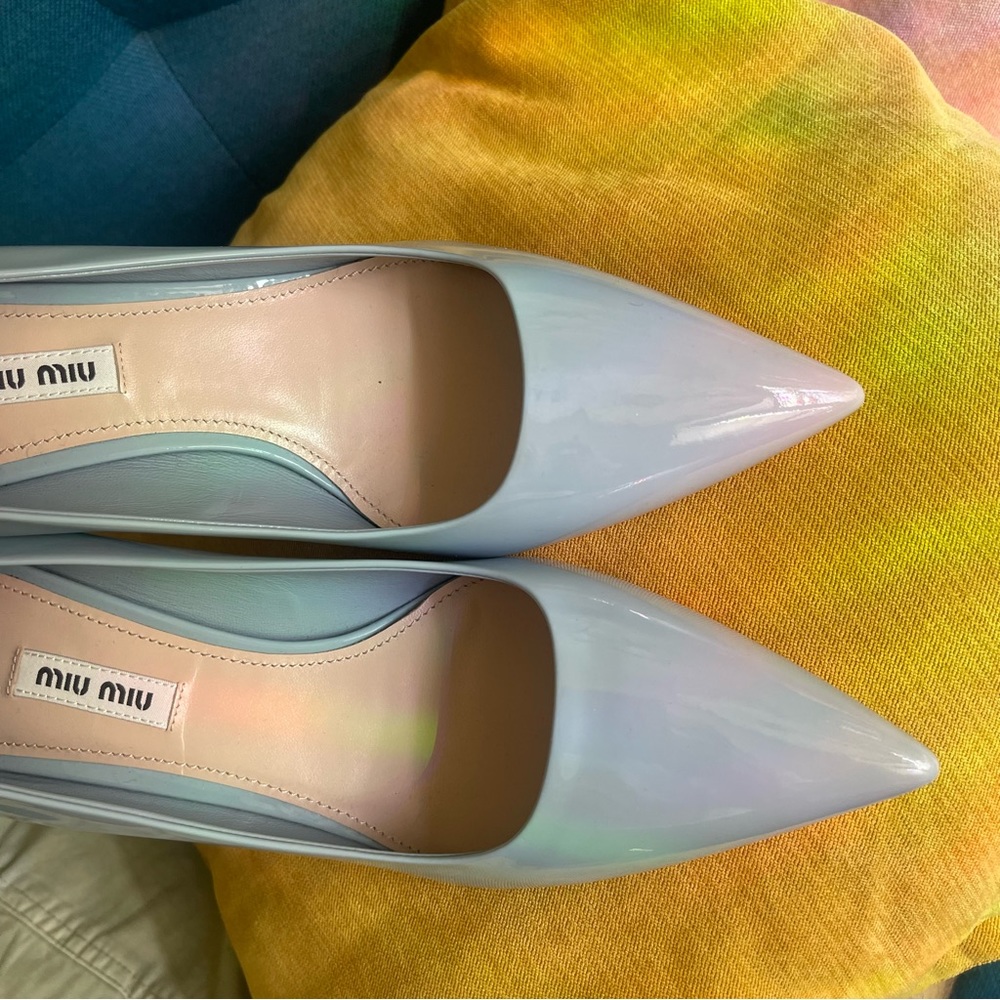 NEW Miu Miu patent leather crystal embellished heels - Picture 4 of 12